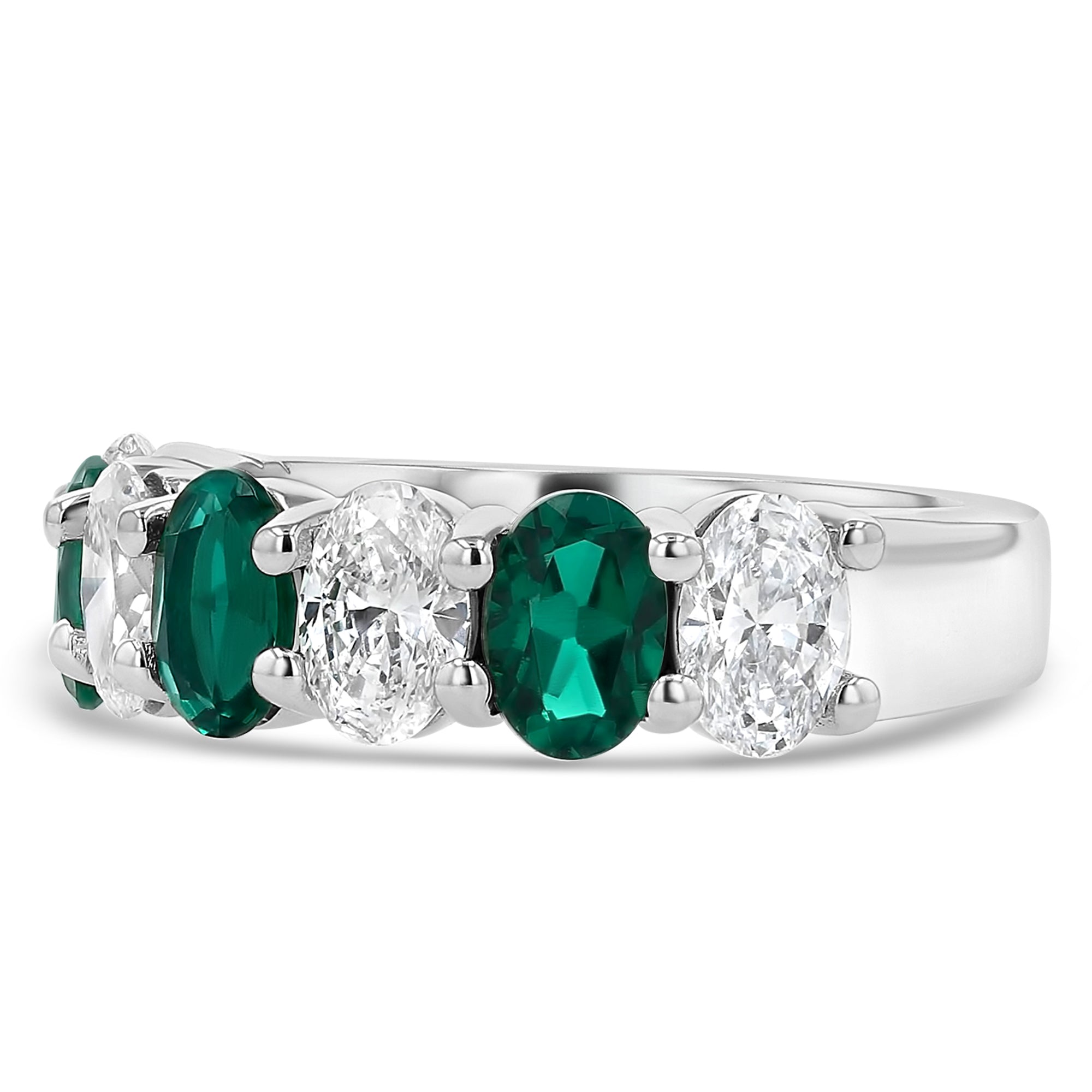 Oval Diamond Emerald Alternating Ring