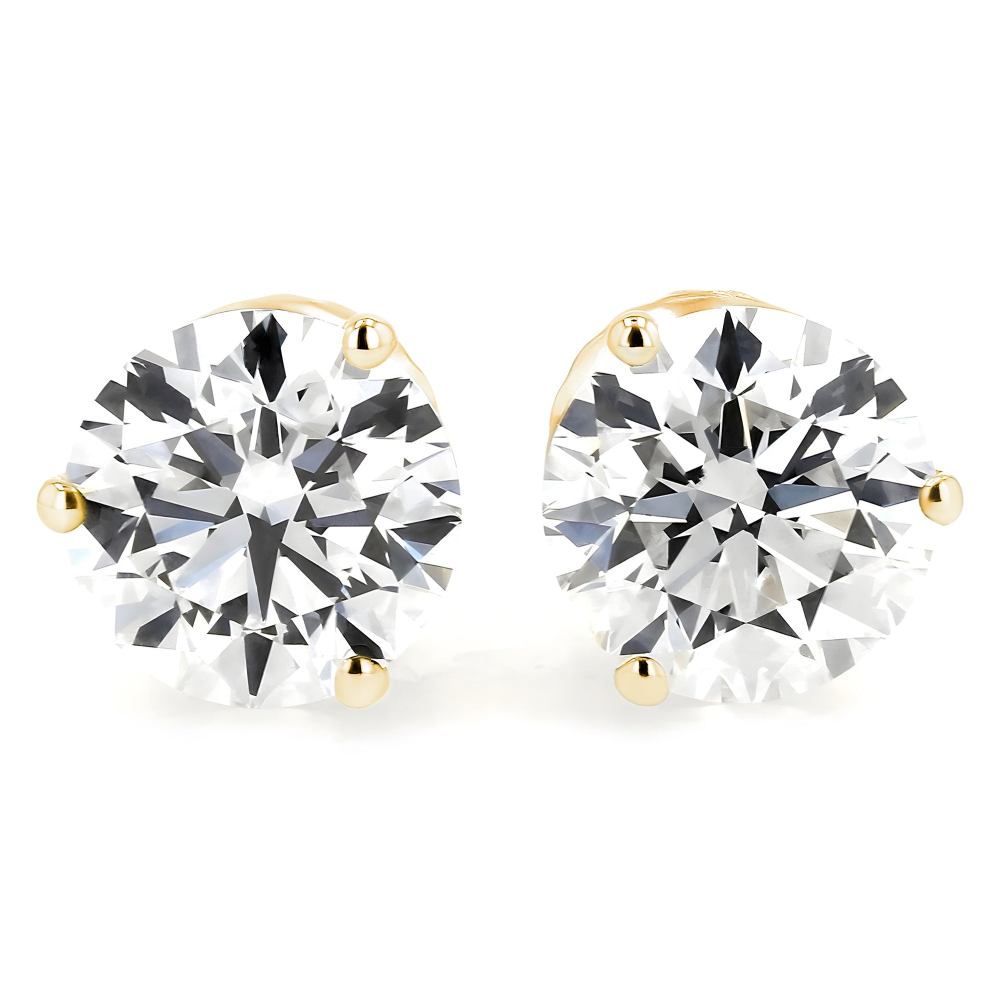GIA Certified Round Stud Earrings Three-Prong