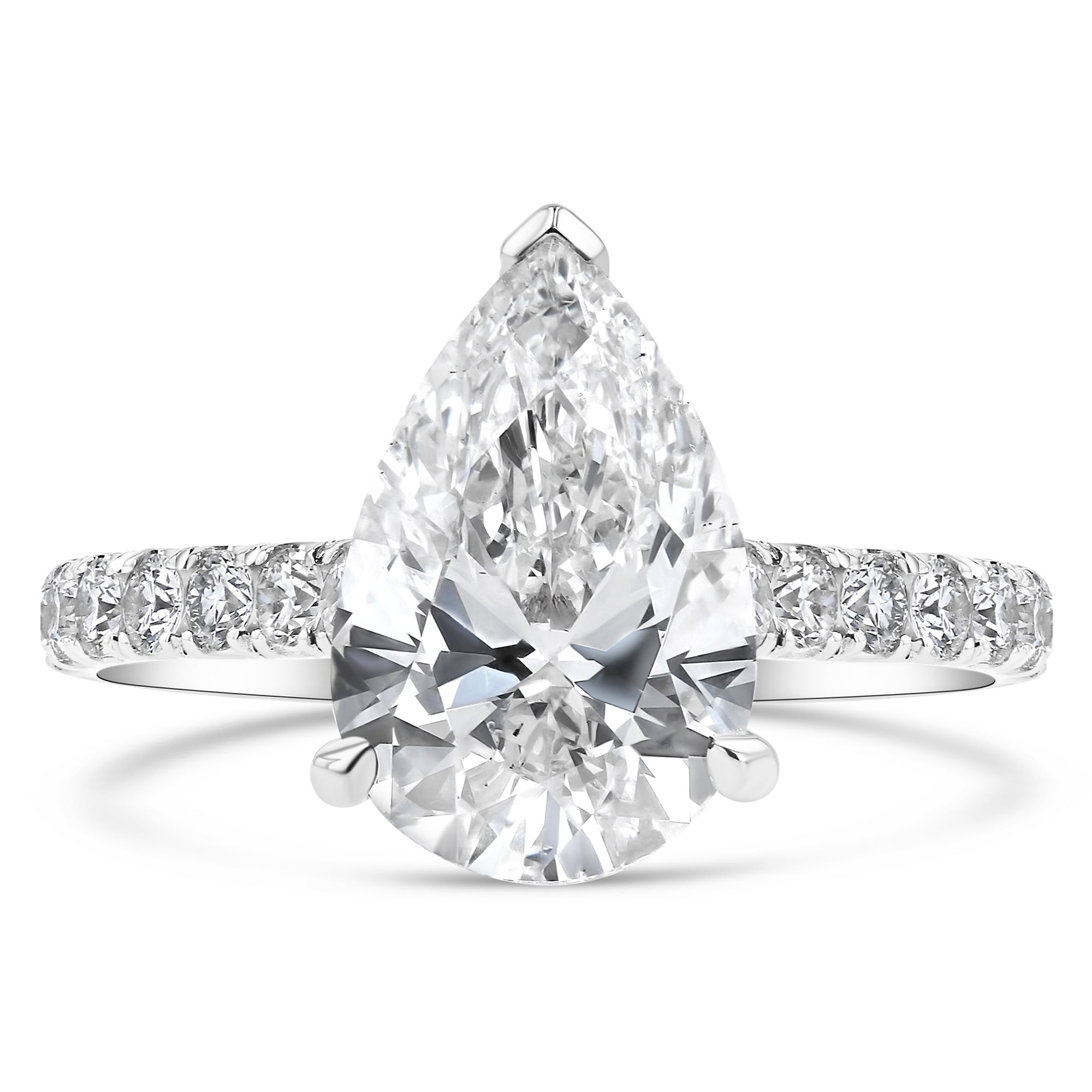 Pear EVS2 GIGI 635418010 SMR00441P Hidden Halo Pave 0.68ct 2.27g
