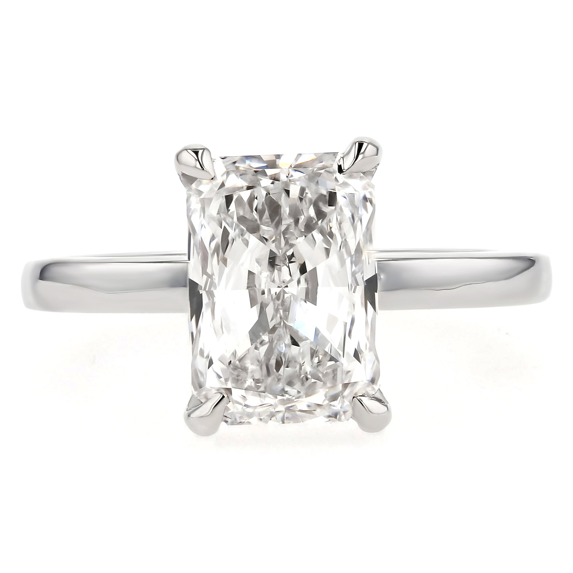 Radiant Solitare CRMB Ring 3.07Ct