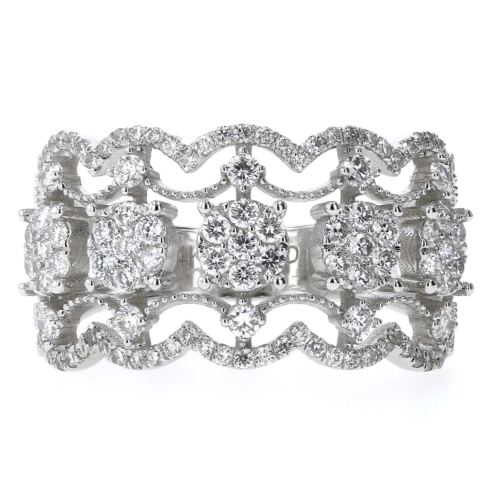 Fancy Design Round Ring