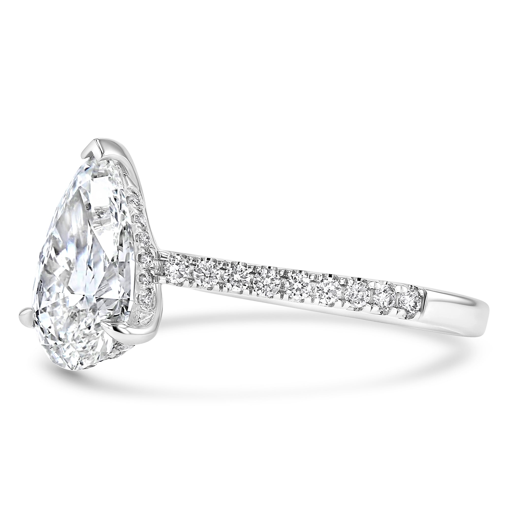 Pear Hidden Halo Half Pave