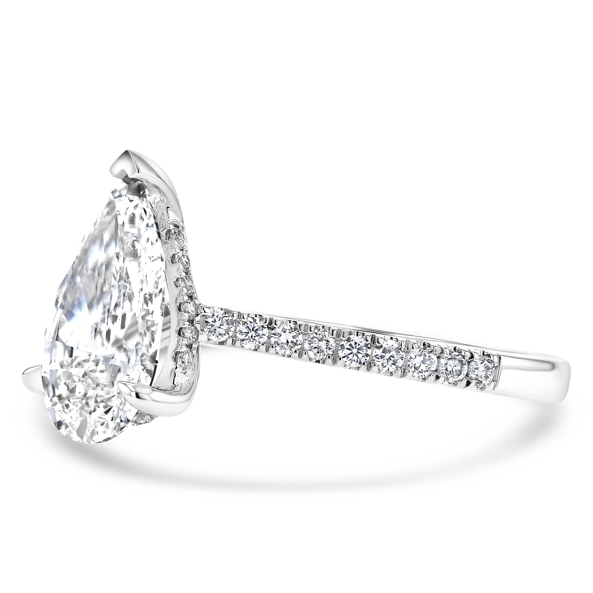 Pear Hidden Halo Half Pave