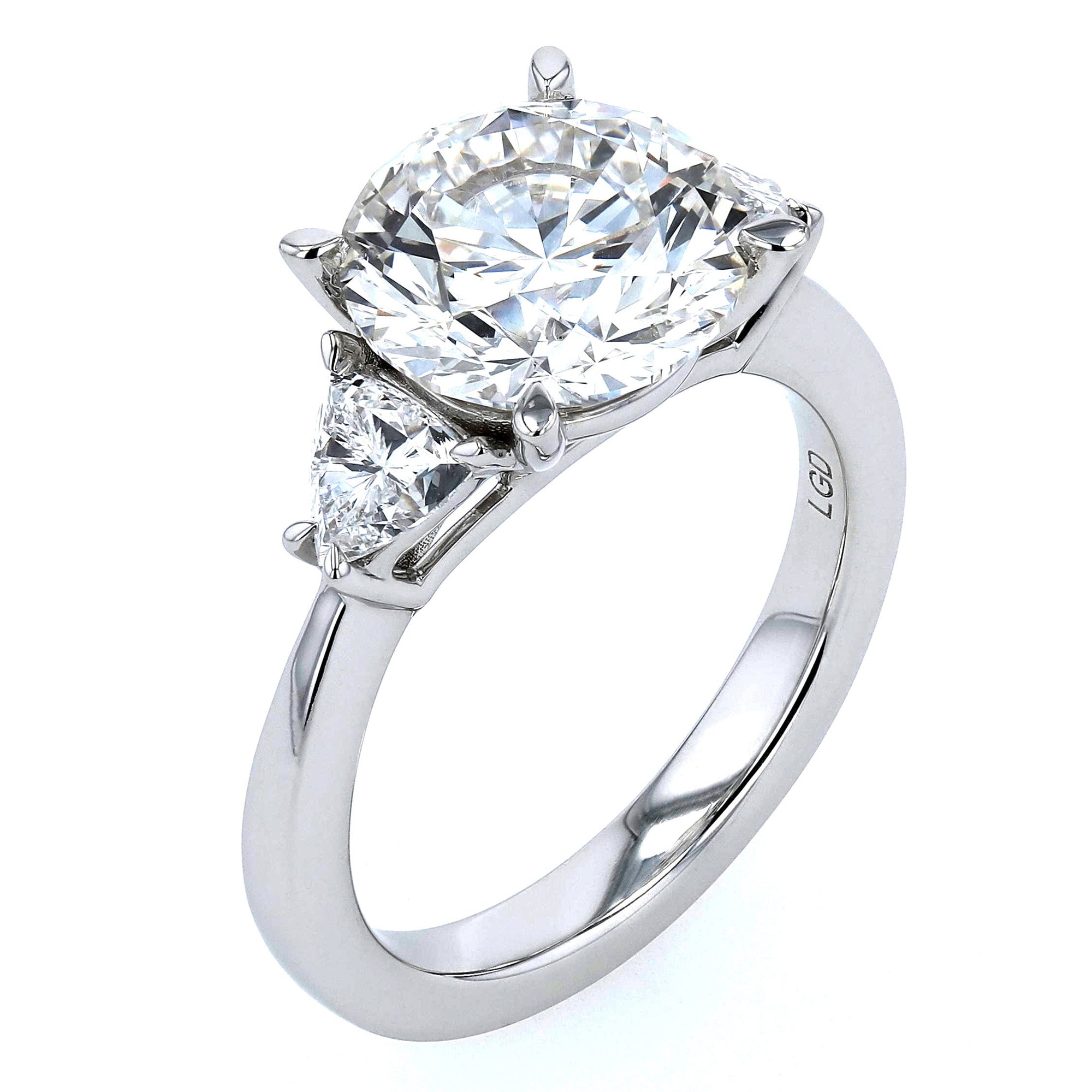 Round & Trilliant Engagement Ring 4Ct
