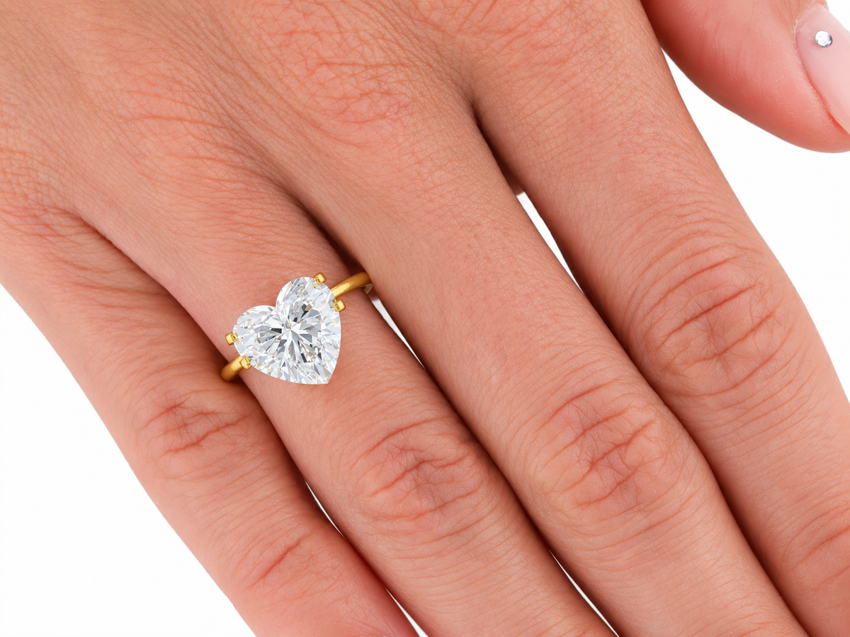 4.05 CT Heart Cut Diamond- Color F, VVS2 Clarity