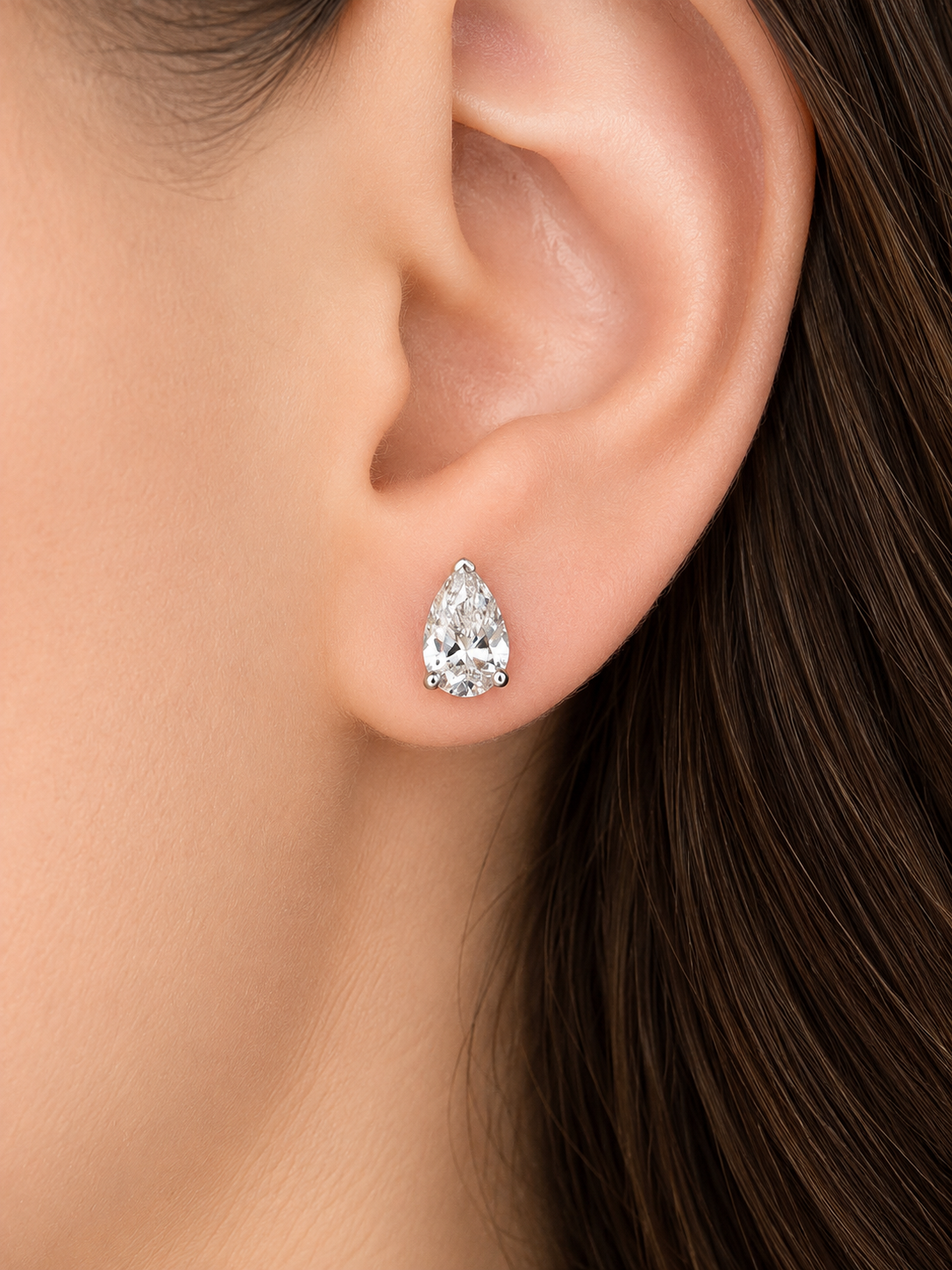 IGI Certified Farrah Studs