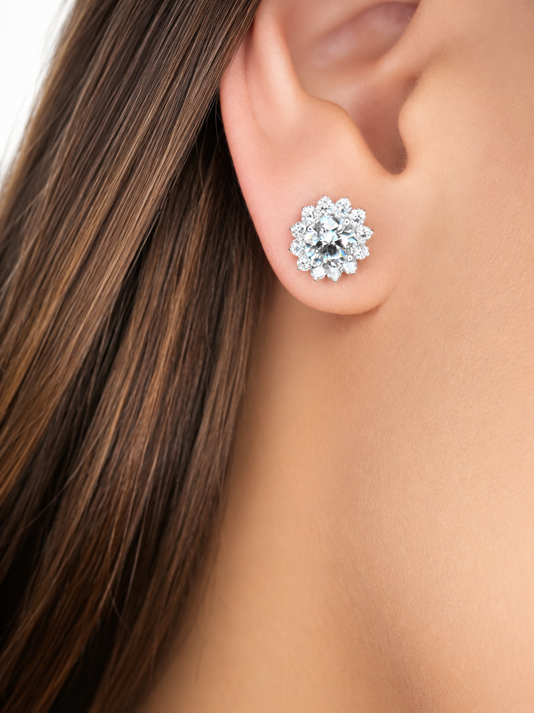 Round Halo Set Studs
